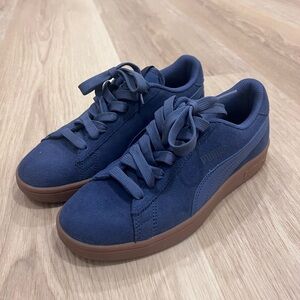 New! Puma Deep Blue Sneakers with Brown Soles